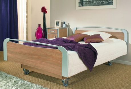 Location lit médicalisé de grande largeur