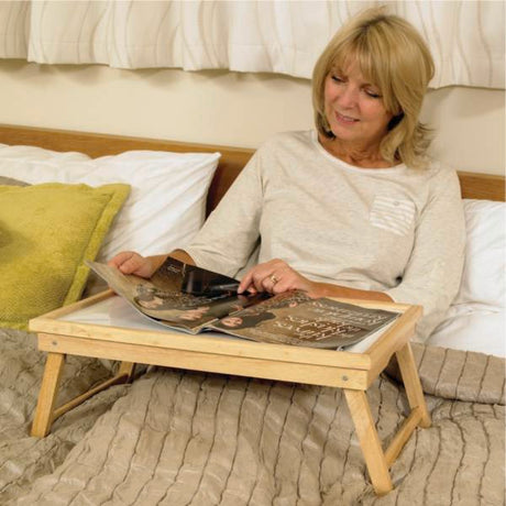 Plateau de lit en bois ambiance