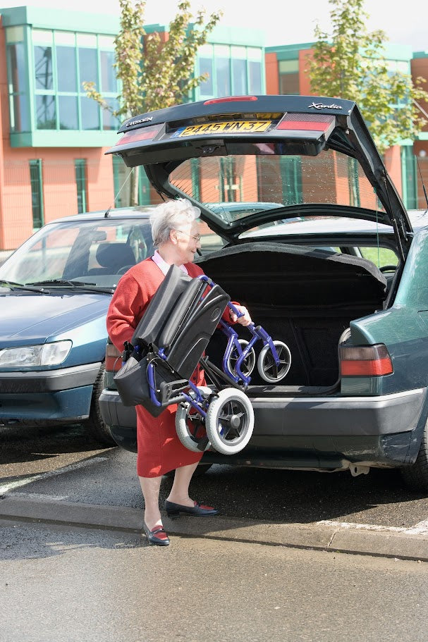 Fauteuil roulant de transfert Invacare Alu Lite