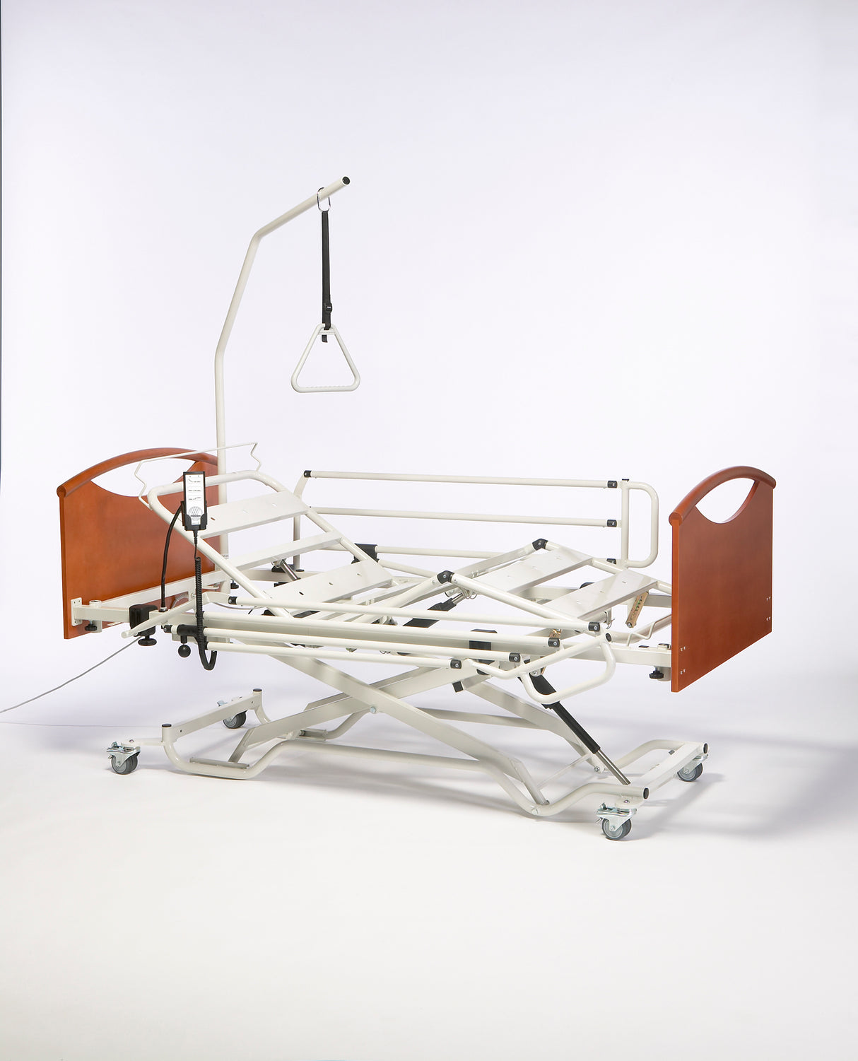 Lit médical Alzeis 3 fonctions avec barrières métalliques et potence