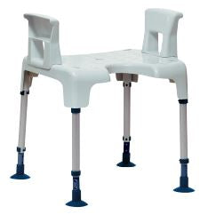 Configuration avec tabouret de douche avec accoudoirs 