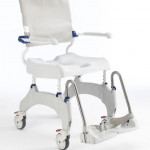 chaise-aquatec-ocean-ergo-roues-5''-côté-droit