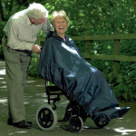 Imperméable intégral pour fauteuil roulant