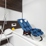 Transat de bain Anchor dans une baignoire